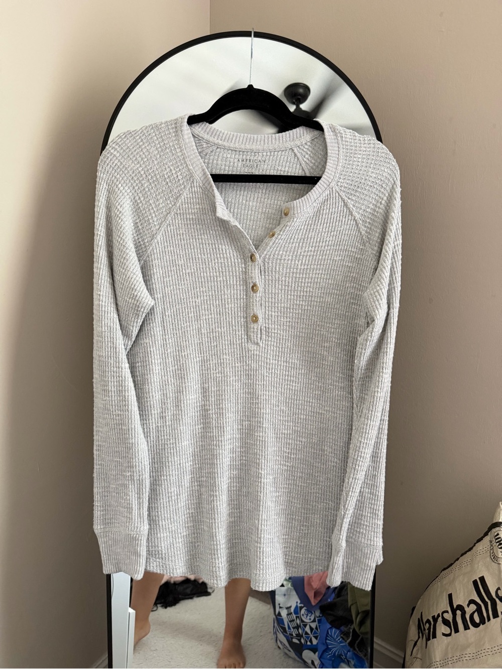 American Eagle Light Gray Waffle Henley Sweater Long Sleeve